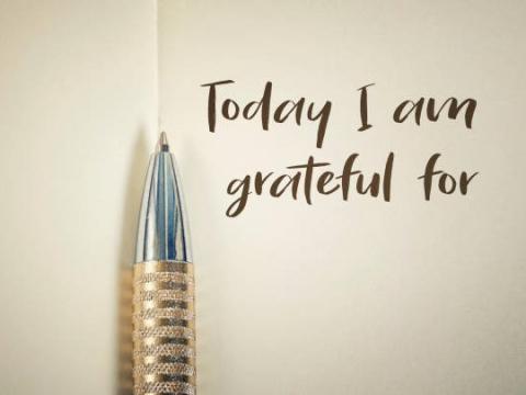 Expressing gratitude through note writing